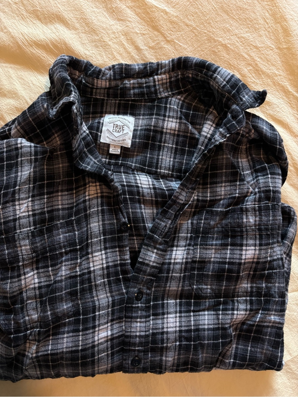 True Craft Black & White Plaid Casual Button-Down Shirt